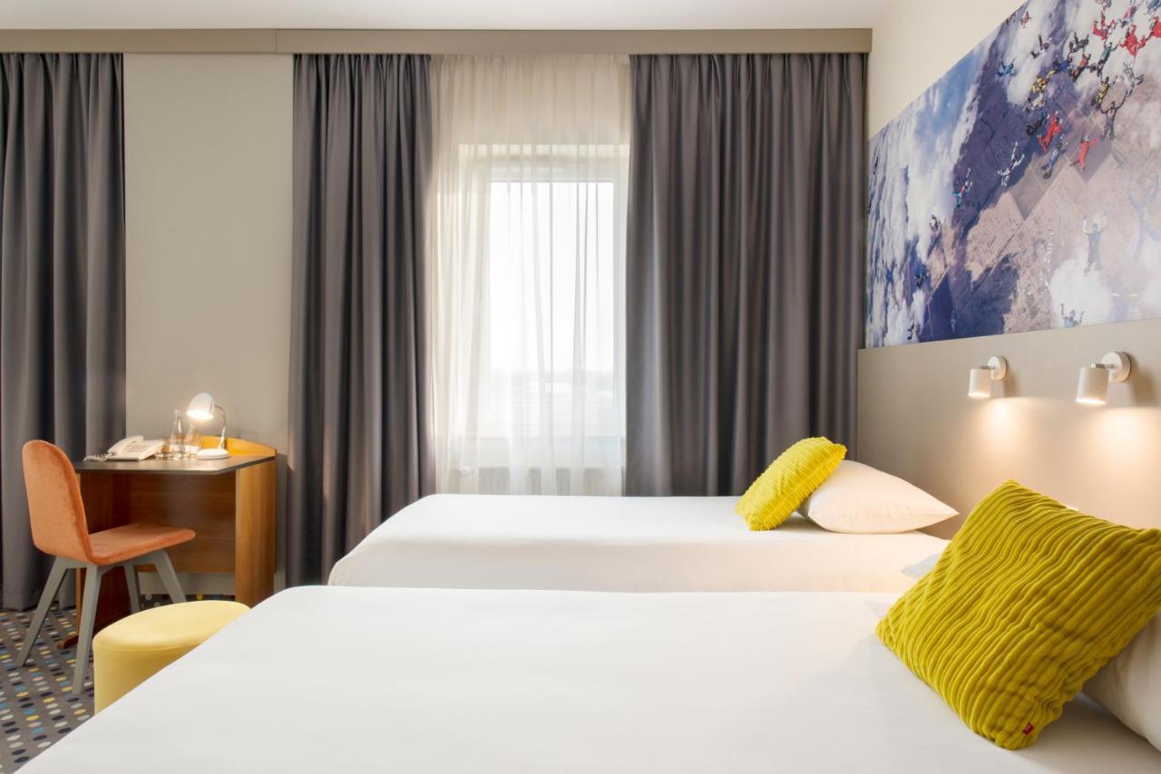 Ibis Styles Warszawa West Hotell Mory Exteriör bild