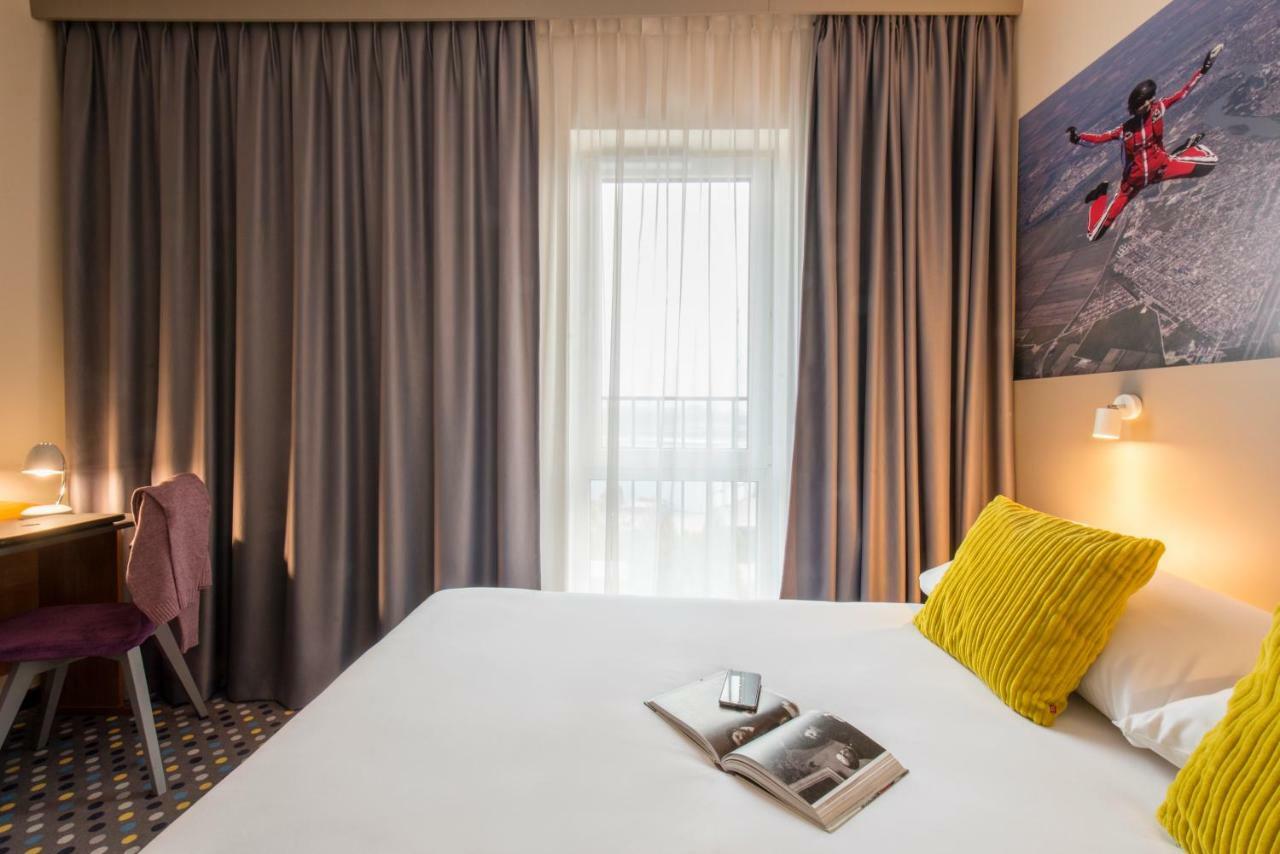 Ibis Styles Warszawa West Hotell Mory Exteriör bild